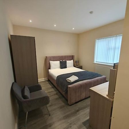 Appartement Luxury 5-Bed House Near Nec & Bhx à Solihull Extérieur photo